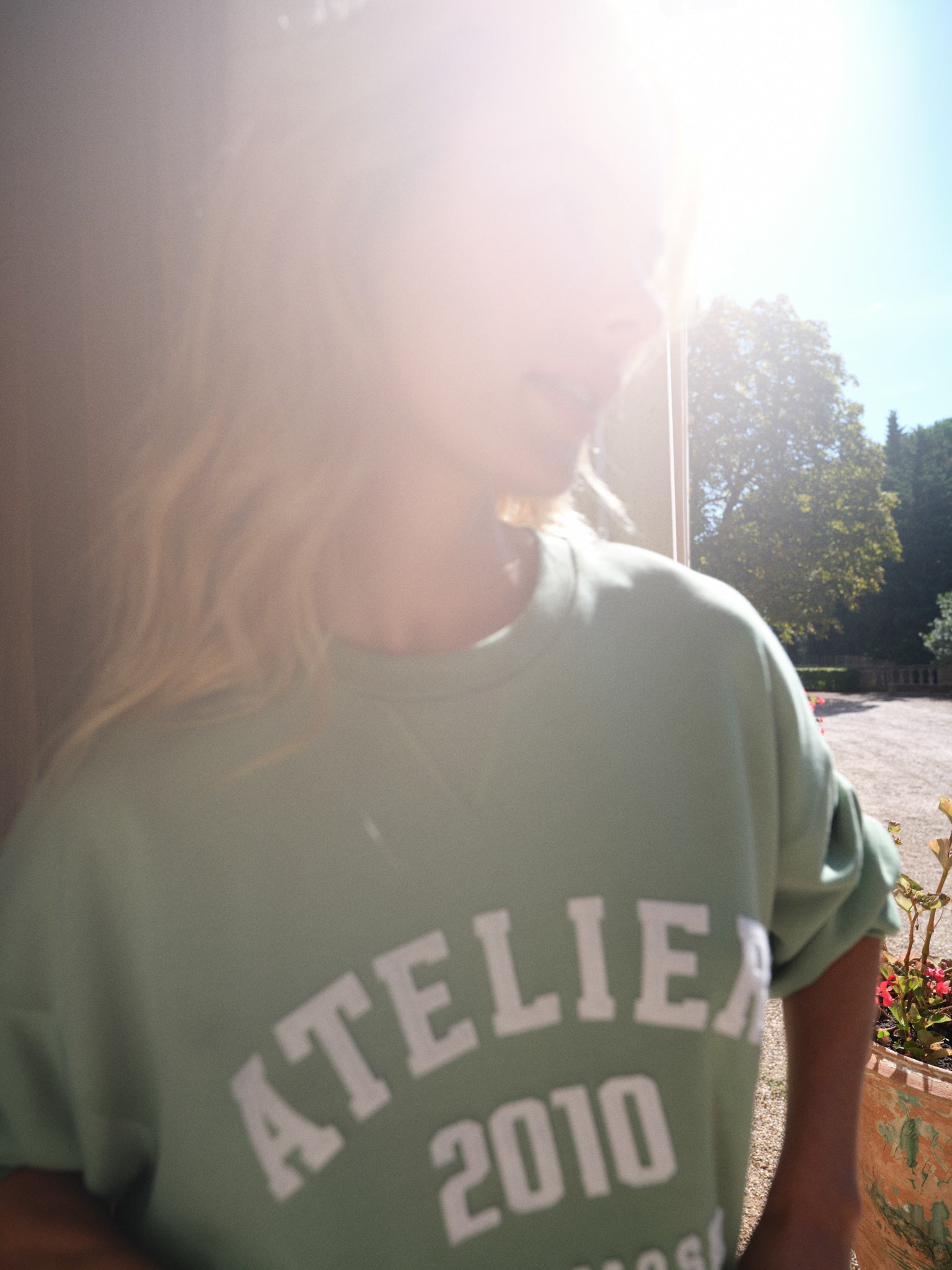 Modelshot / Turf Green / Detail